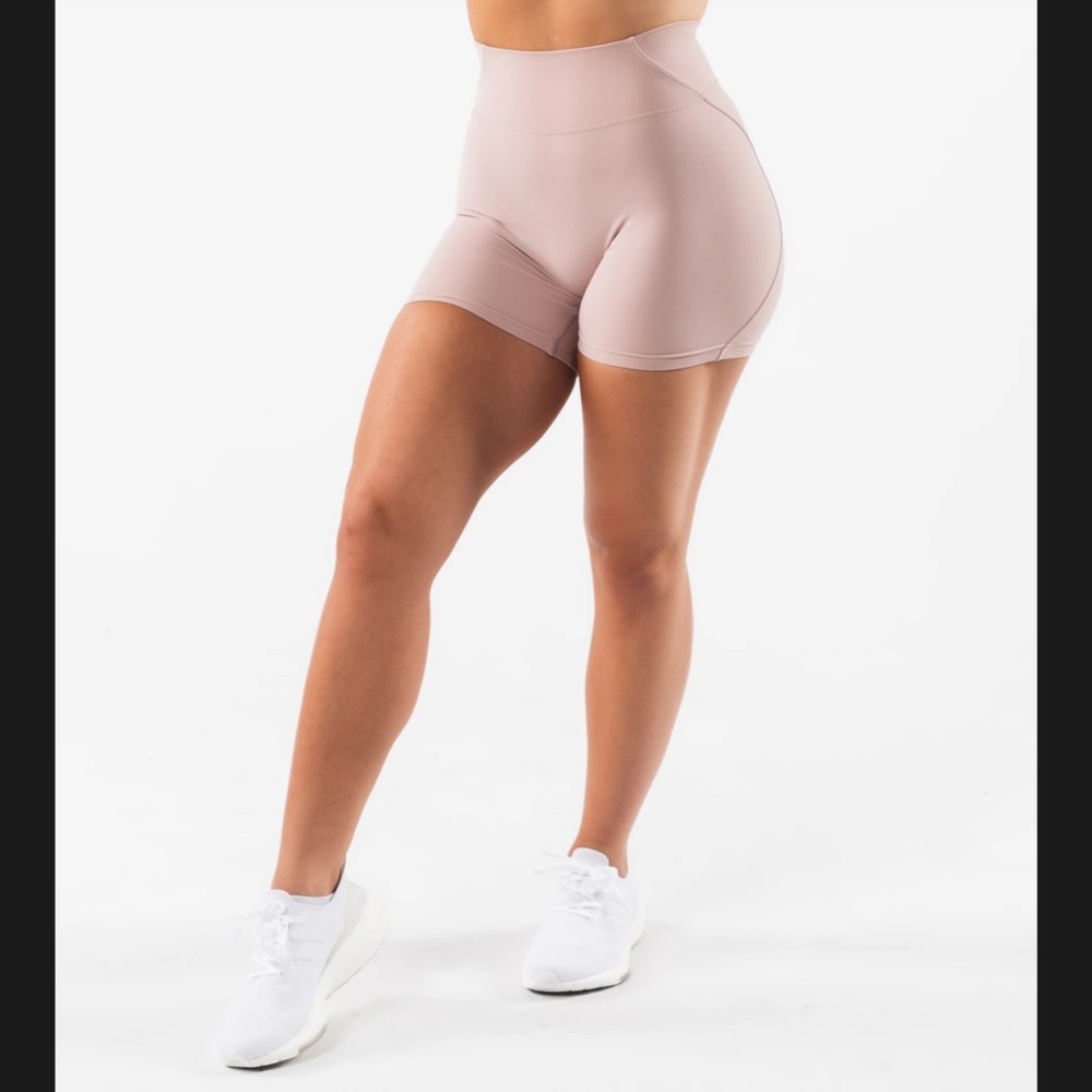 Alphalete Aura